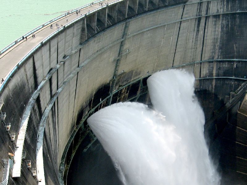 Hydroelectric power generation systems