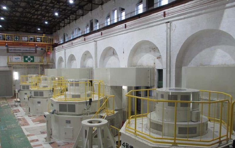 Vertical-Type Hydric Turbine Generators